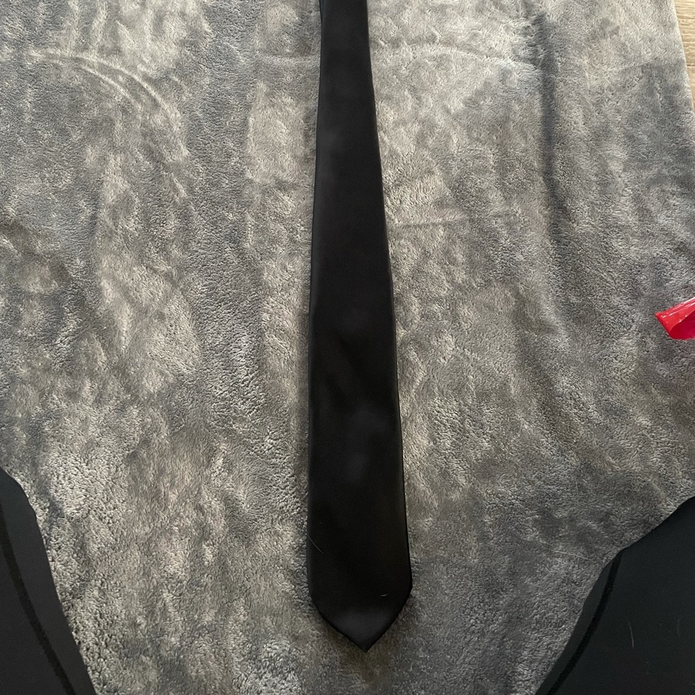 Joseph & Feiss Black Tie